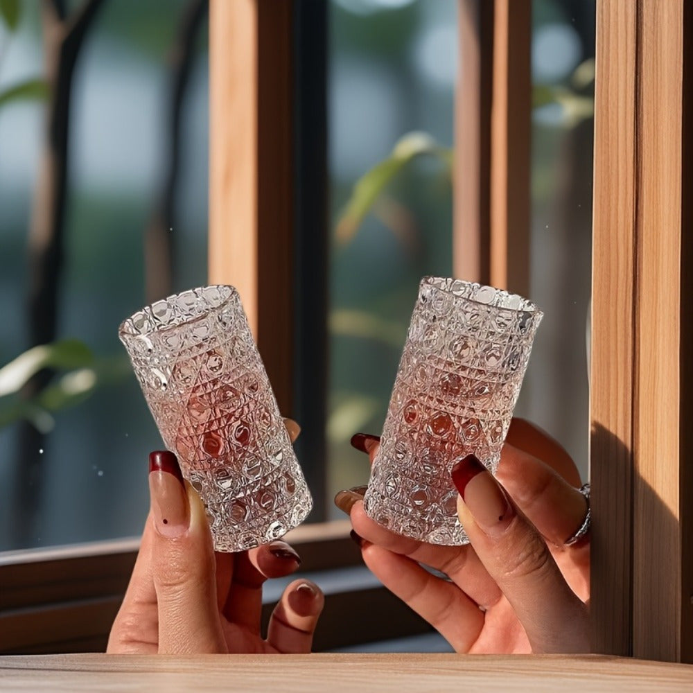 Diamond Engraved Shot Glasses Set of 4 or 6 – Elegant Crystal-Look Mini Spirit Glasses for Vodka, Whiskey & Cocktails – Reusable Party Barware