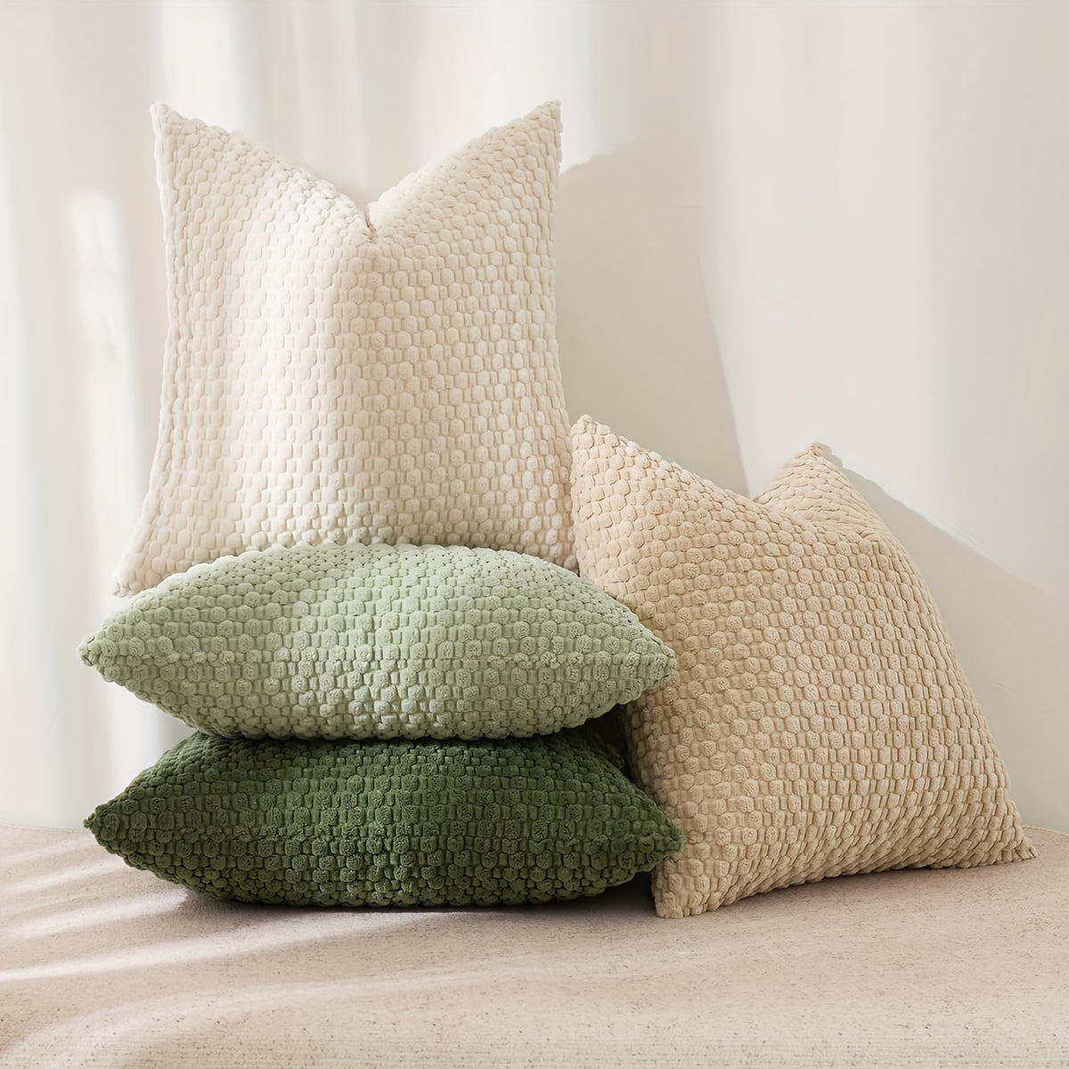 Velvet Cushion Covers – Set of 4 Soft Double-Sided Modern Throw Pillow Covers for Sofa, Couch, Bed & Chair, Machine Washable Decorative Pillowcases for Living Room & Bedroom