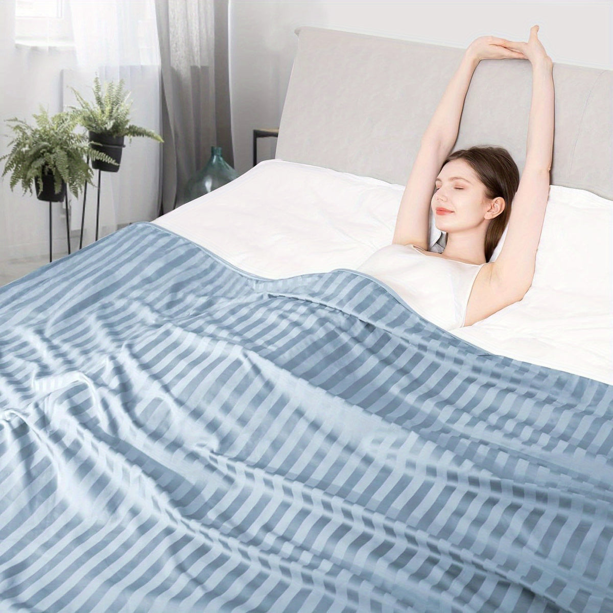 Cooling Blanket Arc-Chill Cool 3.0 Fiber Q-Max Over 0.5 Absorbs Body Heat for Hot Sleepers Night Sweats Lightweight Summer Double-Sided Hypoallergenic Throw Twin Queen King Blue Gray
