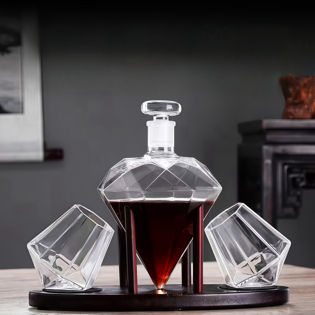 Diamond-Cut Whiskey Decanter Set with 2 Glasses & Wooden Rack – Creative Brick & Stone Pattern Liquor Holder for Bourbon, Scotch, Rum & Vodka | Unique Gift for Men
