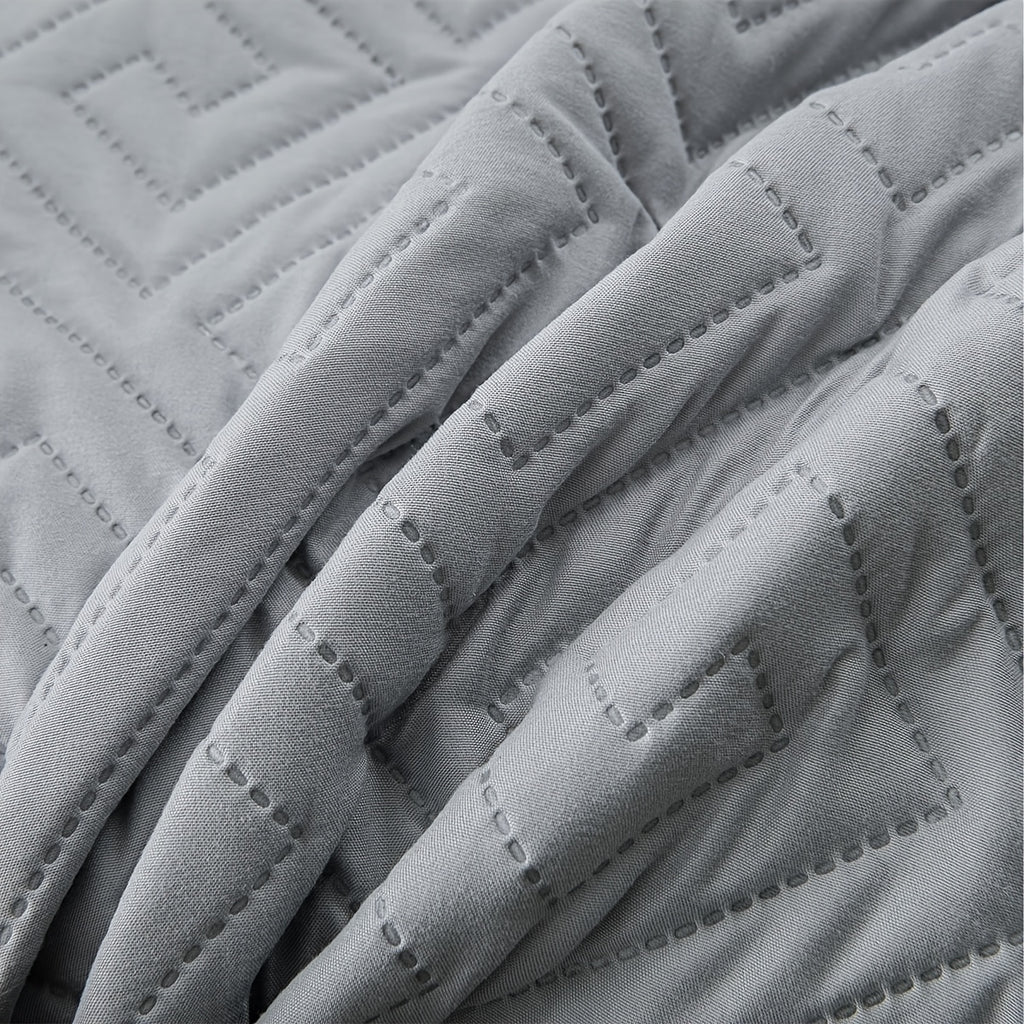Quilted Sofa Cover One-Piece Cushion Slipcover with Anti-Slip Elastic Band – Pet-Friendly Scratch-Resistant Washable Removable Furniture Cover for Living Room Bedroom Hotel Home Decor