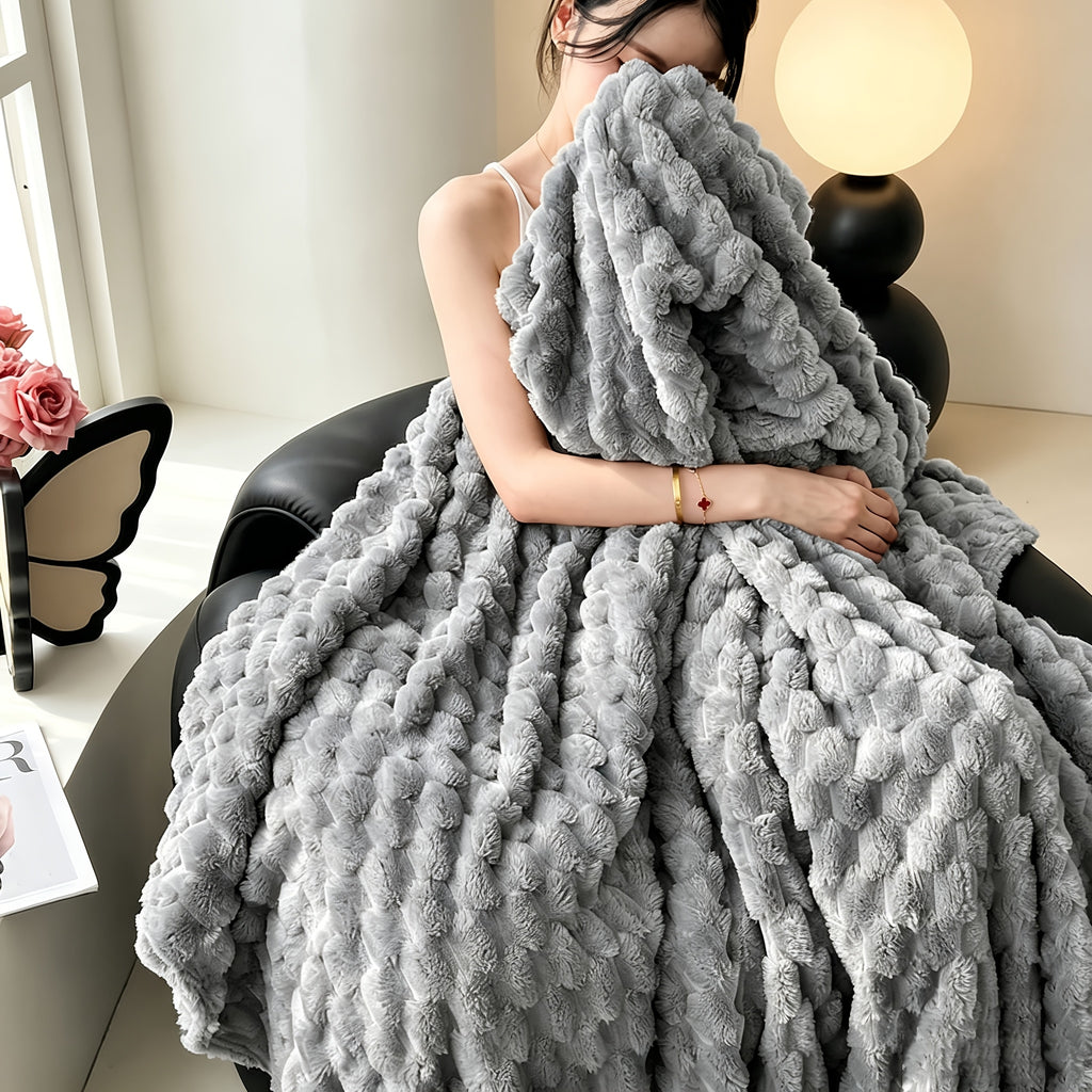 Super Soft Fuzzy Plush Throw Blanket 100% Polyester Lightweight Queen Size Bed Blanket for Women Bedroom Spring Summer 4 Colors 4 Sizes