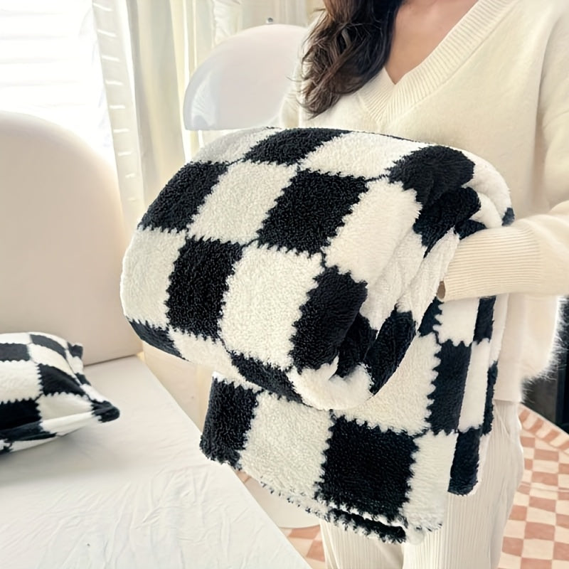 Double-Sided Velvet Plaid Blanket Super Soft Machine Washable for Home Bedroom Sofa Travel Panda Print Black White Blue Green Yellow Pink Coffee 4 Sizes