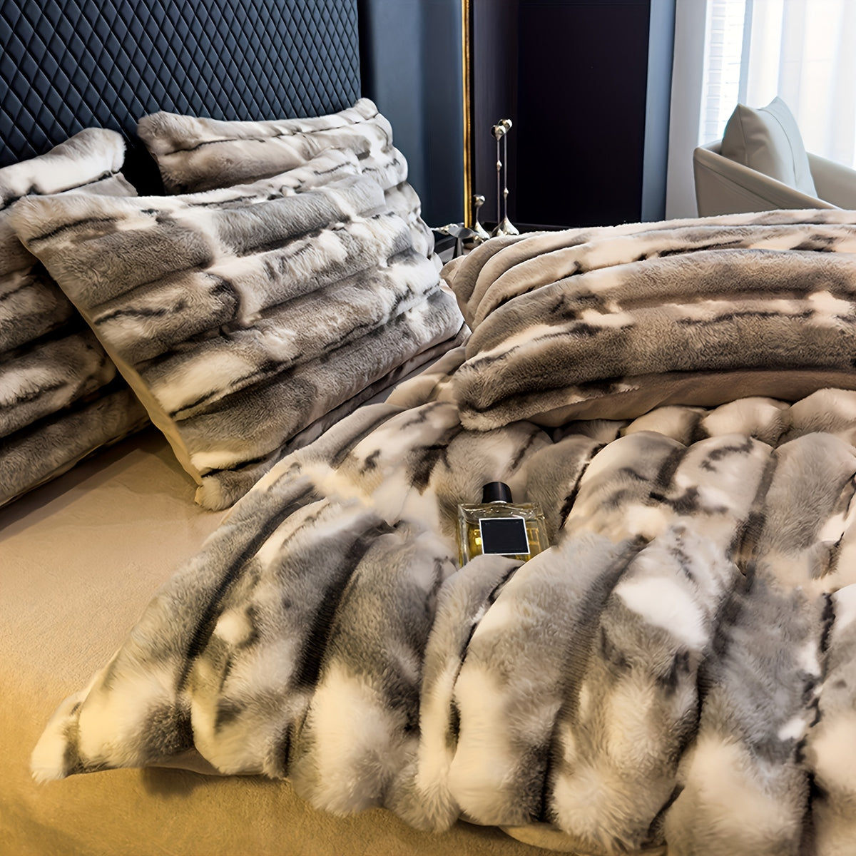 Faux Rabbit Fur Throw Blanket – Double Layer, Thick & Warm, Fluffy Luxury Blanket in Gradient Colors | 3 Sizes: 40x60, 60x80 & 90x108 Inch | Cozy for Sofa, Bedroom & Living Room | Perfect Winter Gift