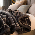 Extra Large Thickened Raschel Throw Blanket Double Layer Ultra Soft All Season Machine Washable Animal Theme Decor 7 Colors 2 Sizes
