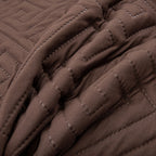 Quilted Sofa Cover One-Piece Cushion Slipcover with Anti-Slip Elastic Band – Pet-Friendly Scratch-Resistant Washable Removable Furniture Cover for Living Room Bedroom Hotel Home Decor