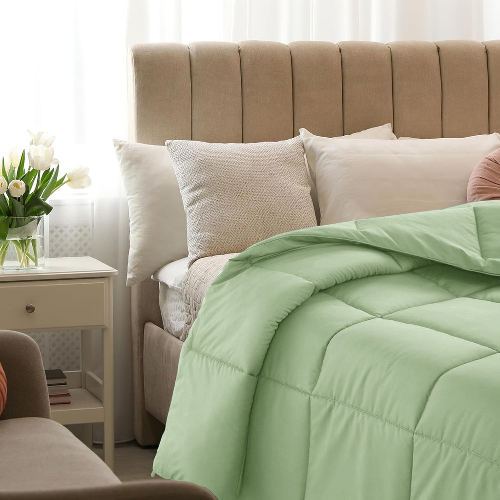 All Season Comforter with Corner Tabs & Box Stitching – Soft Fluffy Lightweight Hotel-Quality Duvet Insert for Twin Queen King, Breathable Year-Round Bedding