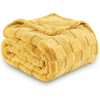 Checkered Fleece Throw Blanket Ultra Soft Cozy Shaggy Jacquard for Couch Bed Bedroom All Season Machine Washable Twin Full Queen