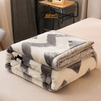 Extra Large Thickened Raschel Throw Blanket Double Layer Ultra Soft All Season Machine Washable Animal Theme Decor 7 Colors 2 Sizes