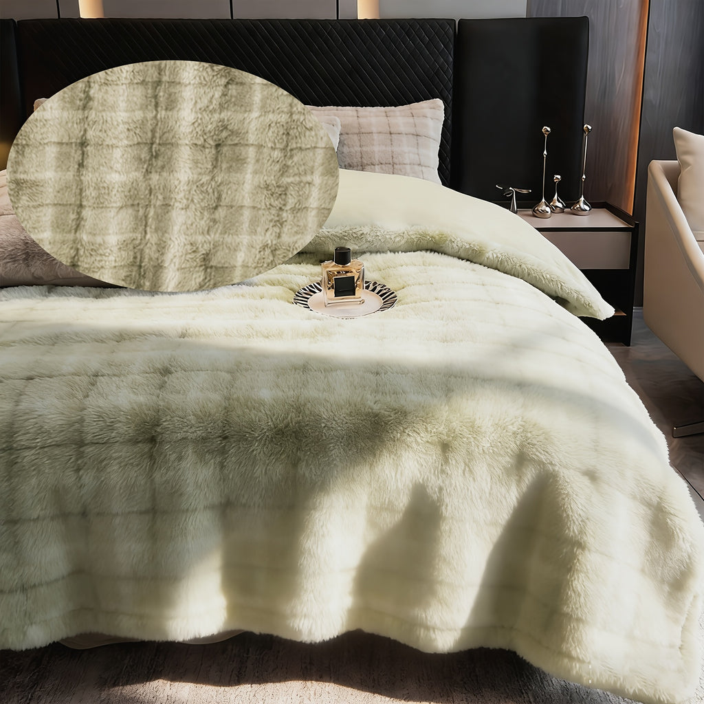Faux Rabbit Fur Throw Blanket – Double Layer, Thick & Warm, Fluffy Luxury Blanket in Gradient Colors | 3 Sizes: 40x60, 60x80 & 90x108 Inch | Cozy for Sofa, Bedroom & Living Room | Perfect Winter Gift