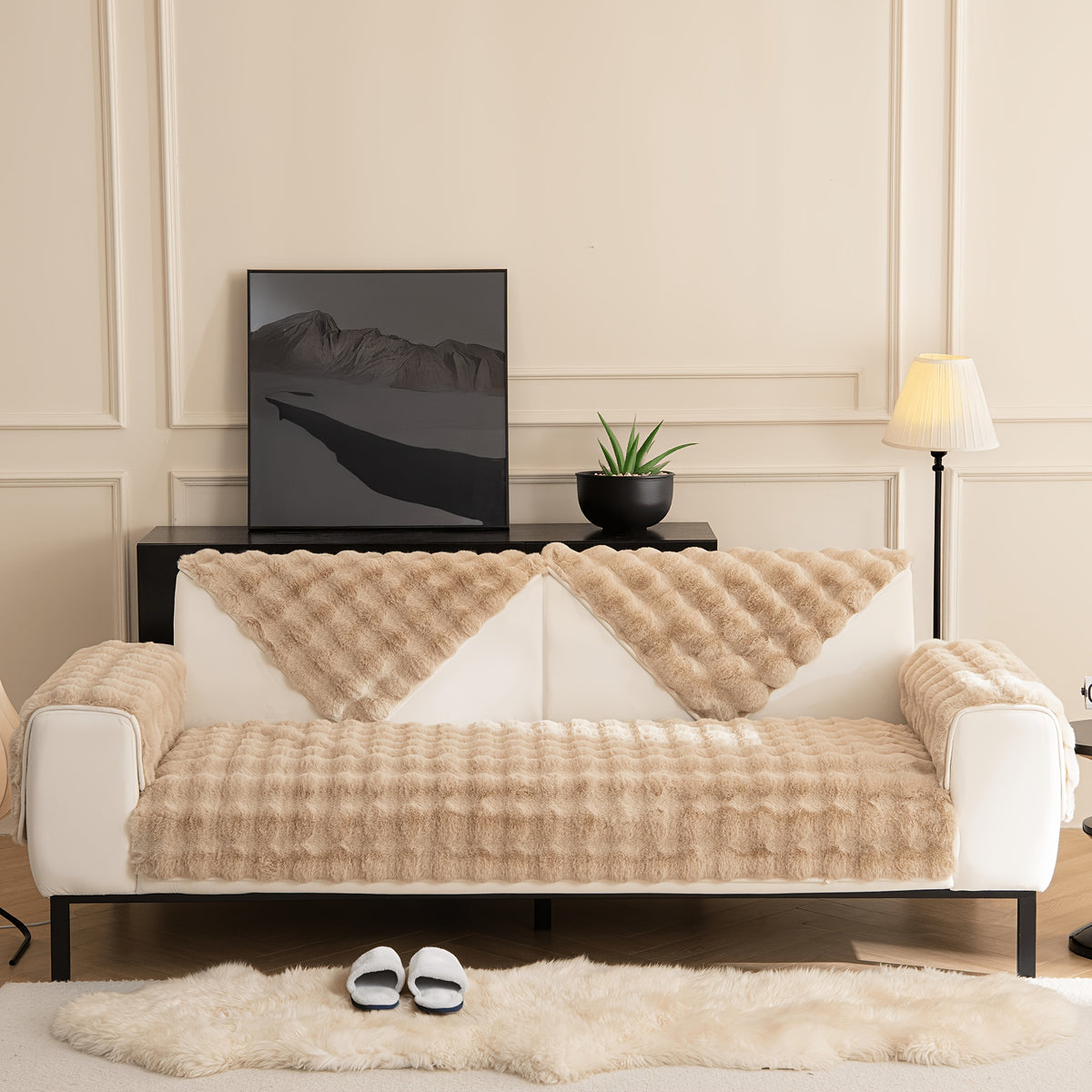 Faux Rabbit Fur Sofa Cover Non-Slip Stretchable Slipcover 3/4 Seat Bubble Soft Couch Protector – Breathable, Machine Washable, Fits Living Room, Bed & Dorm, Warm Home Decor Furniture Cover