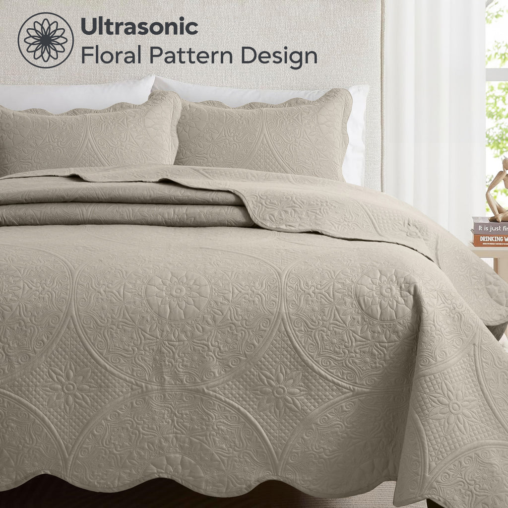 Luxury Quilted Bedspread Set 3 Piece Floral Coverlet with Pillow Shams Breathable Lightweight All Season - Twin Queen King California King 16 Colors