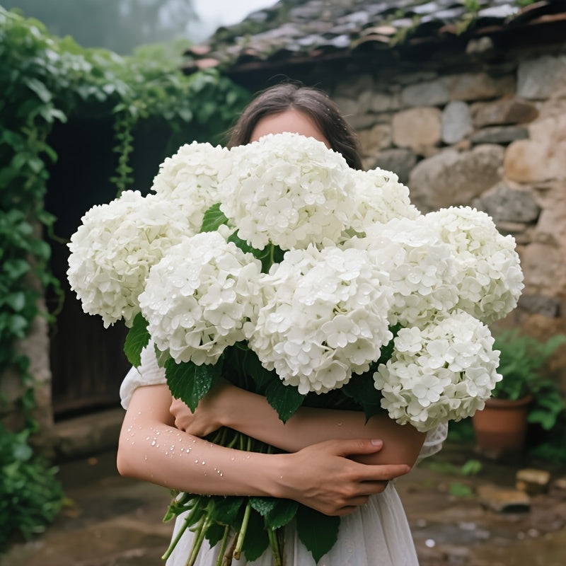 Artificial White Hydrangea Set of 6 UV-Resistant Fake Flowers with Realistic Leaves for Wedding Garden Porch Indoor Outdoor Home Decoration Durable Simulation Floral Decor