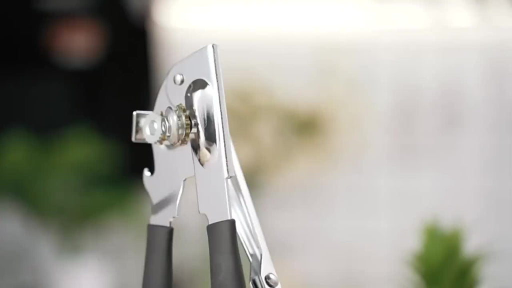 Heavy-Duty Manual Can Opener | Extra-Long Handle, Metal Build | Easy Grip