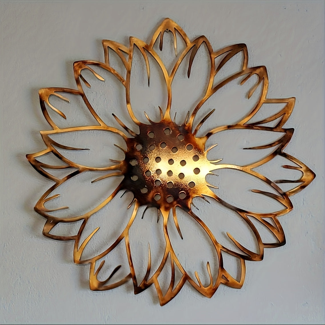 Vintage Metal Sunflower Wall Art Decor Rustic Iron Wall Mounted Sculpture Farmhouse Patio Garden Living Room Indoor Outdoor Sunflower Decor Wedding Party Decoration No Electricity Needed Boho Wall Hanging