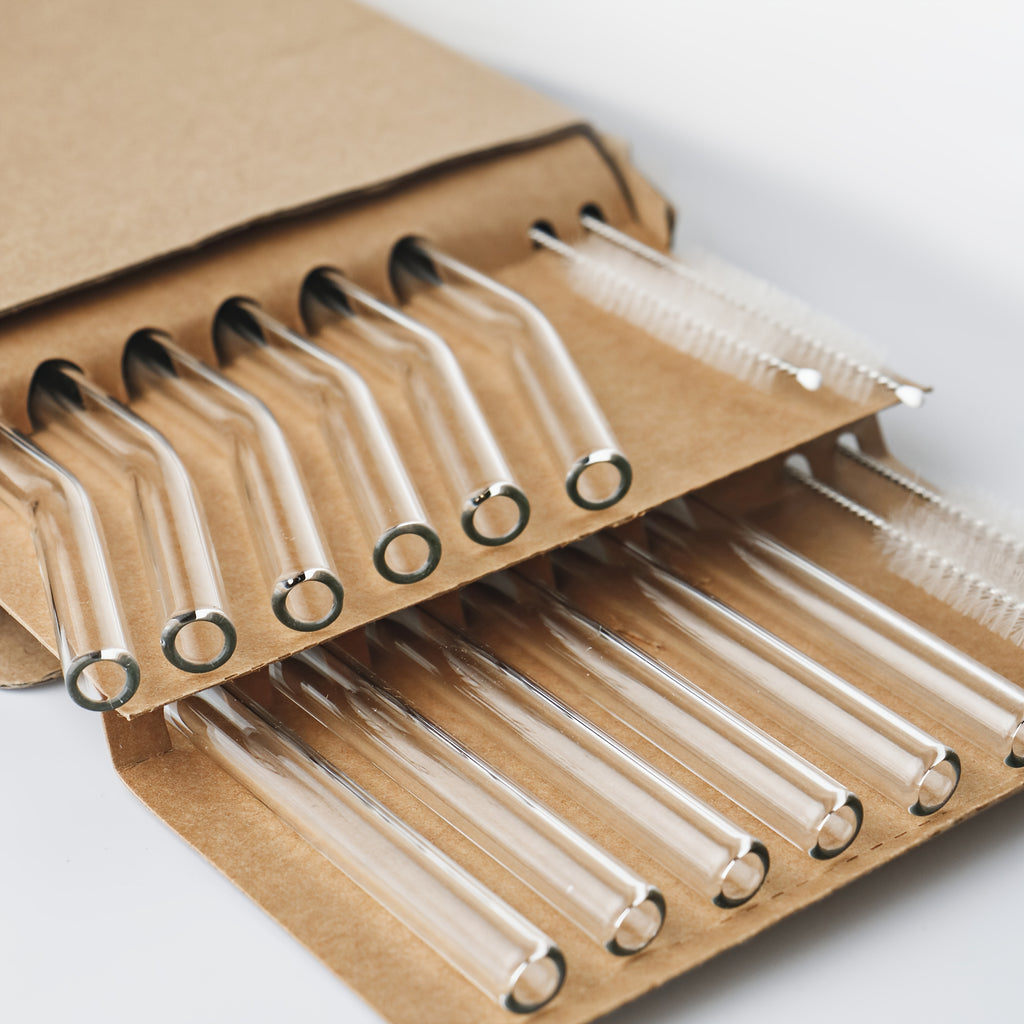 Reusable Glass Straws Set 12pcs with 4 Cleaning Brushes BPA Free Borosilicate Heat Resistant Drinking Straws for Smoothies Coffee Tea Milkshakes - Straight & Bent Glass Straws 8.5 Inch 10mm