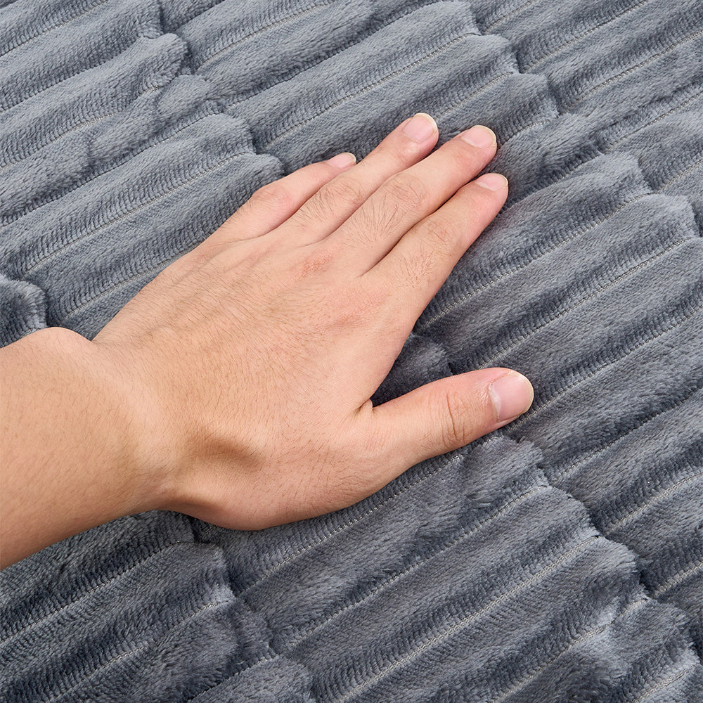 Corduroy Pet Sofa Cover Non-Slip Couch Protector for Dogs & Cats – Thickened Fuzzy Washable Furniture Cover for Sofas, Chairs & Recliners, Scratch-Proof & Pet Hair Resistant Home Decor