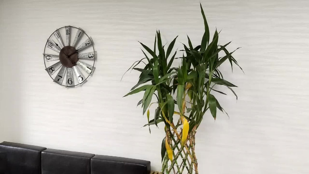 24 Inch Large Farmhouse Wall Clock with 3D Windmill Blades – Vintage Galvanized Metal Analog Clock, Battery Operated Quiet Movement, Home Decor for Living Room, Kitchen, Bedroom & Porch