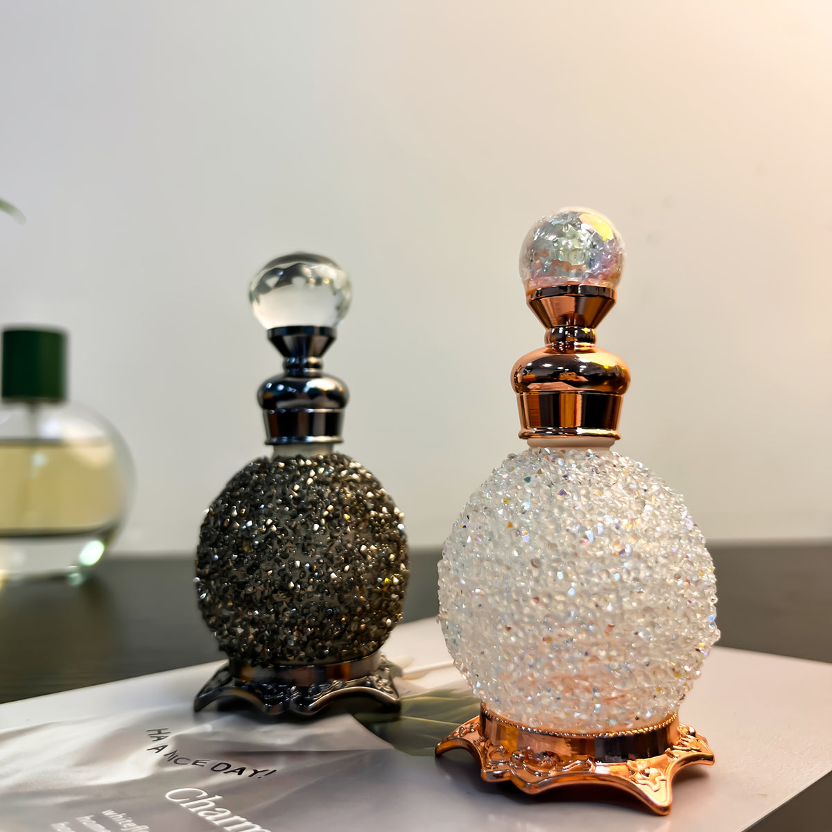 Vintage Crystal Arabic Style Empty Essential Oil Bottle 0.51oz - Portable Imitation Crystal Perfume Vial for Dressing Table, Travel & Gift Decoration