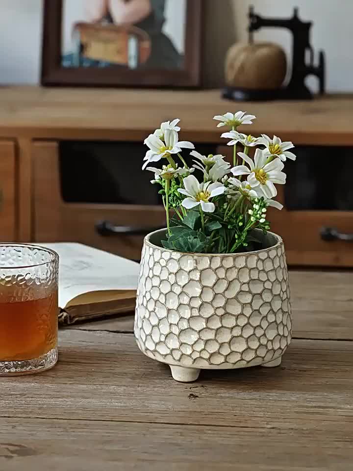 Pine Cone Ceramic Kitchen Tool Holder – Three-Legged Utensil Crock & Decorative Storage Jar for Countertop, Desk & Home Organizer | Personalized Ornament Jar