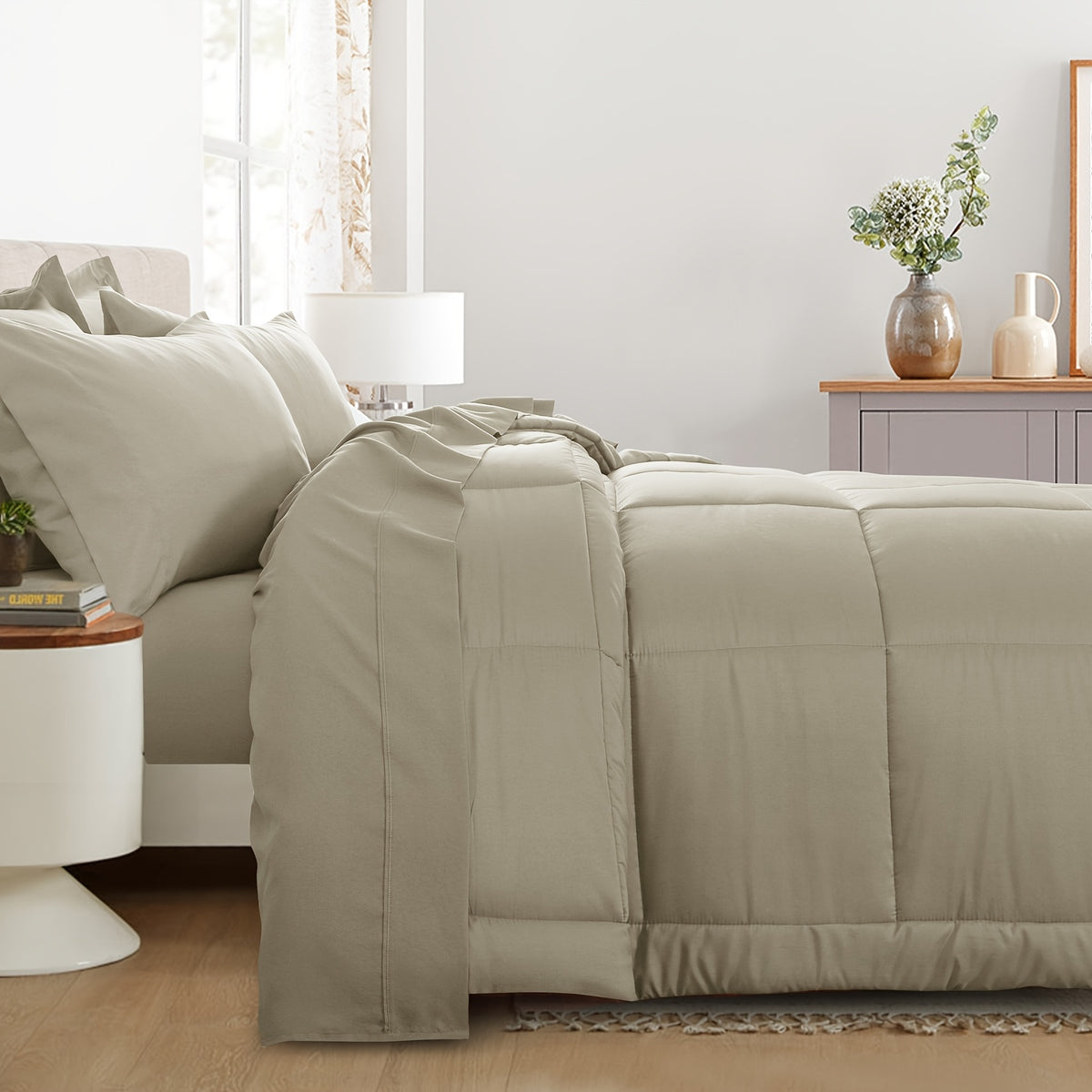 Bed in a Bag Queen 7 Piece Fluffy Comforter Set – Ultra-Soft Microfiber Bedding with Comforter, Fitted Sheet, Flat Sheet & 4 Pillowcases, Hypoallergenic Breathable All Season Bedding Gift for Her