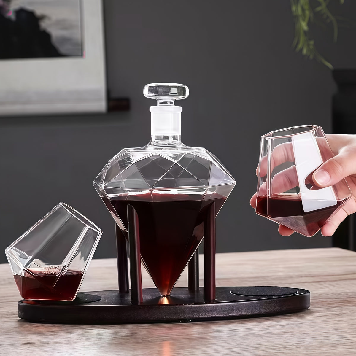 Diamond-Cut Whiskey Decanter Set with 2 Glasses & Wooden Rack – Creative Brick & Stone Pattern Liquor Holder for Bourbon, Scotch, Rum & Vodka | Unique Gift for Men