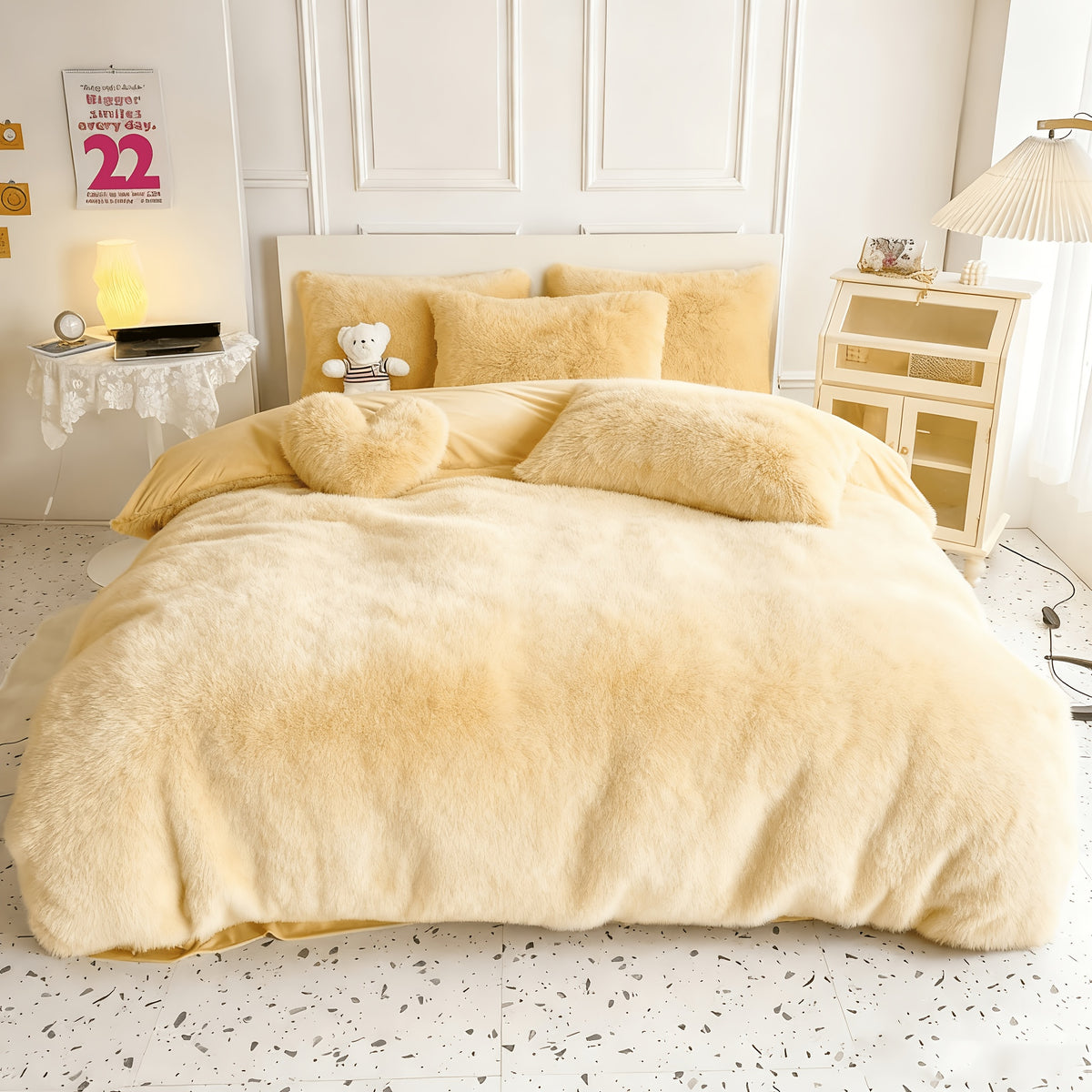 4-Piece Plush Duvet Cover Set – Pillowcases + Heart-Shaped Pillow | Full, Queen, King