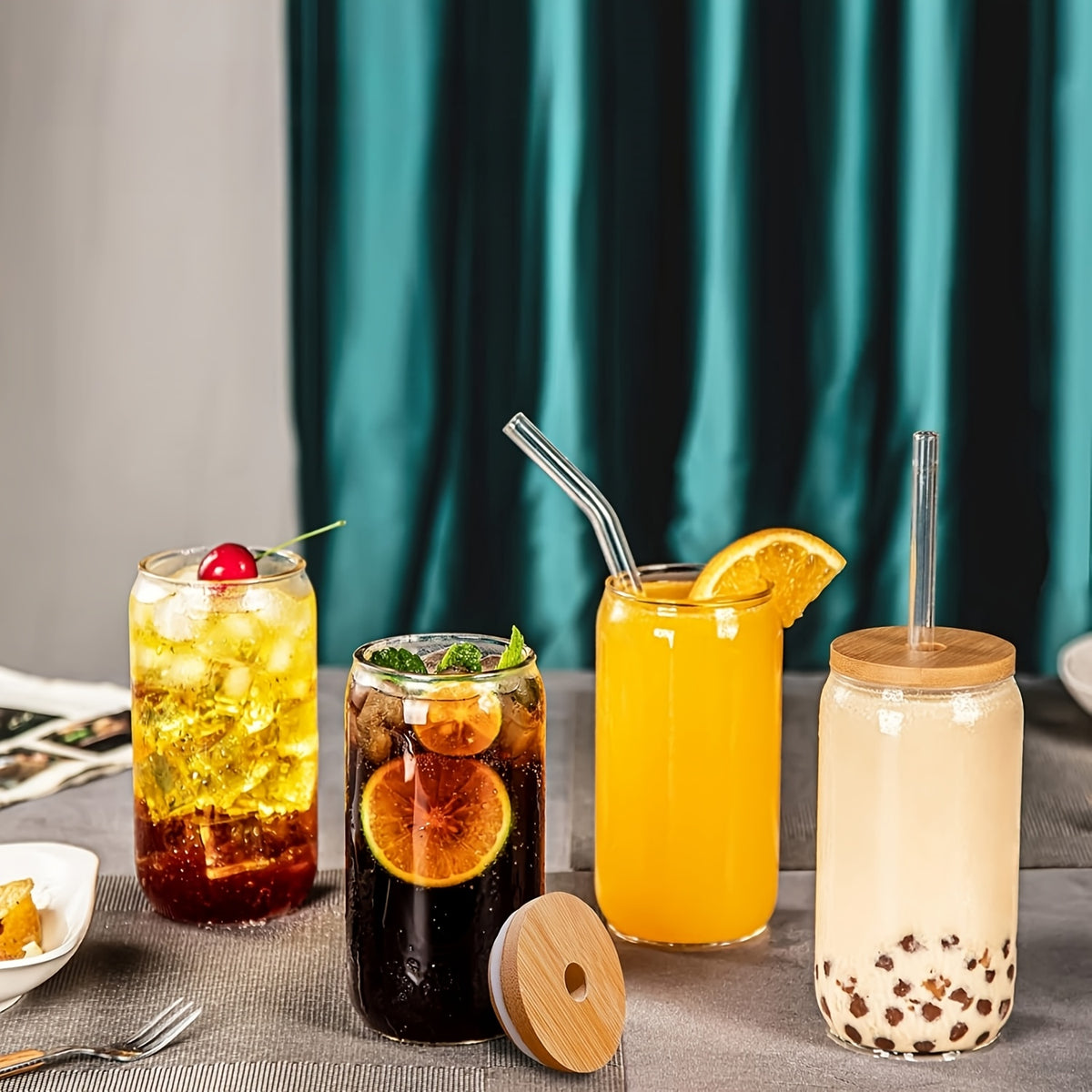 Mason Jar Drinking Glasses Set of 16 with Lids, Straws & Brushes - 18.7oz 550ml Reusable Glass Cups for Iced Coffee Water Family Gatherings