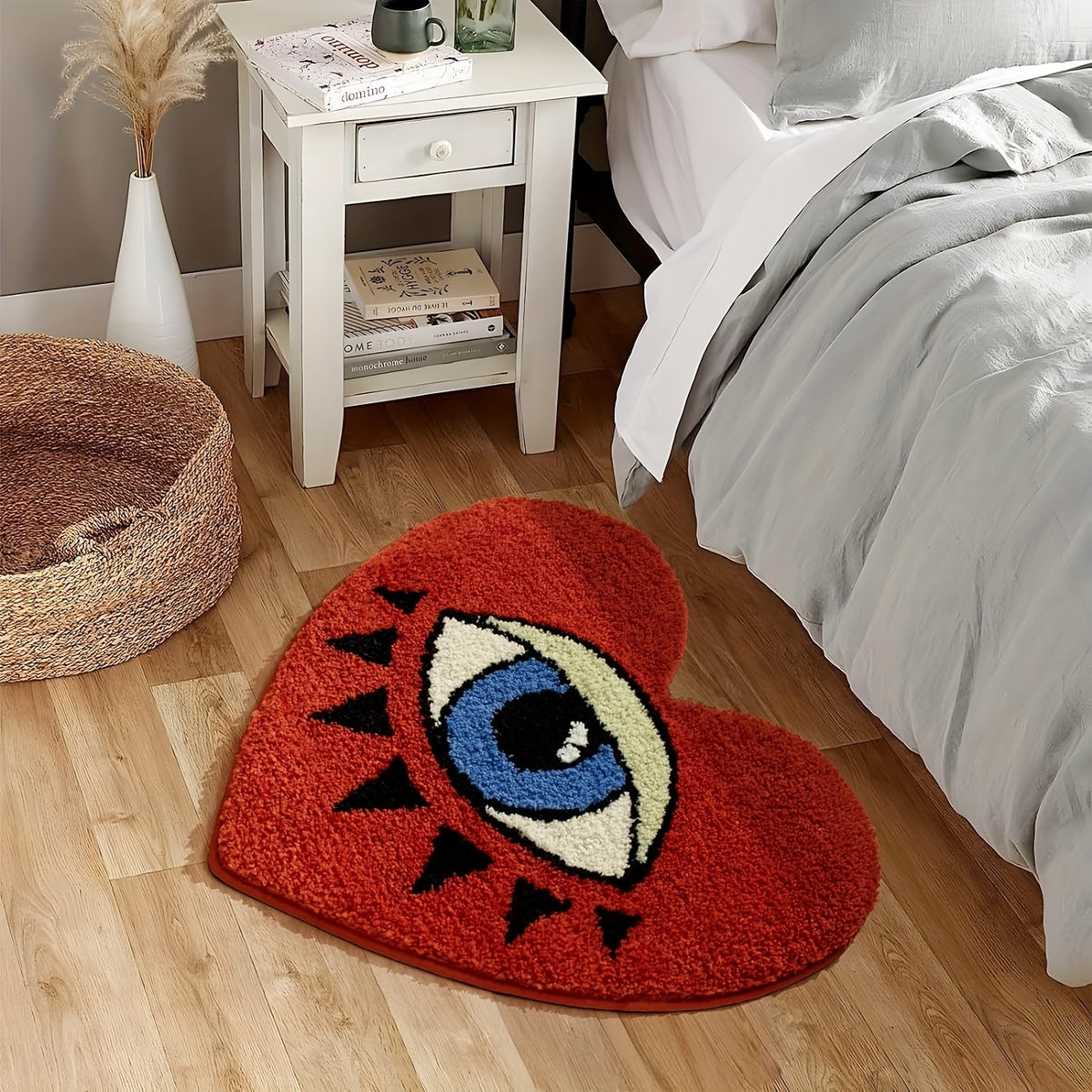 Heart Shaped Plush Bathroom Mat with Eye Pattern - Non-Slip Absorbent Irregular Bath Rug, 20.47" x 24.4", Decorative Bathtub Foot Pad for Valentine's Day, Bedroom & Home Decor
