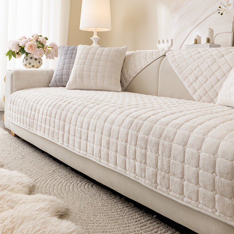 Short Plush Sofa Cover Soft Thick Pet Friendly All Season Sofa Protector Machine Washable for 1 2 3 4 Seater Living Room Bedroom Office Winter