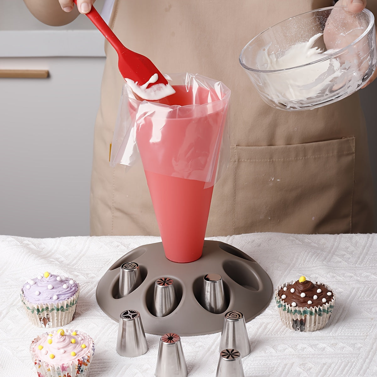 Piping Bags and Tips Set 17pcs Cake Decorating Kit with Icing Bag Holder – Multiple Nozzle Shapes for Professional & Home Baking