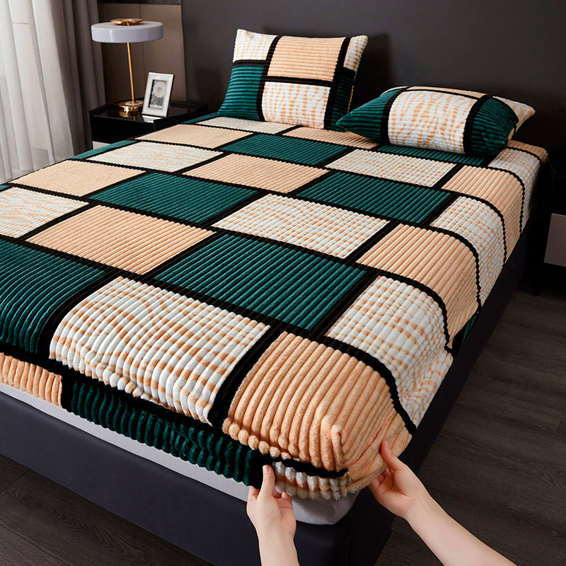 Velvet Fitted Sheet Geometric Checkered Flannel Microfiber Soft Skin-Friendly Machine Washable All-Season Twin Full Queen King Smoke Brown Rock Ash
