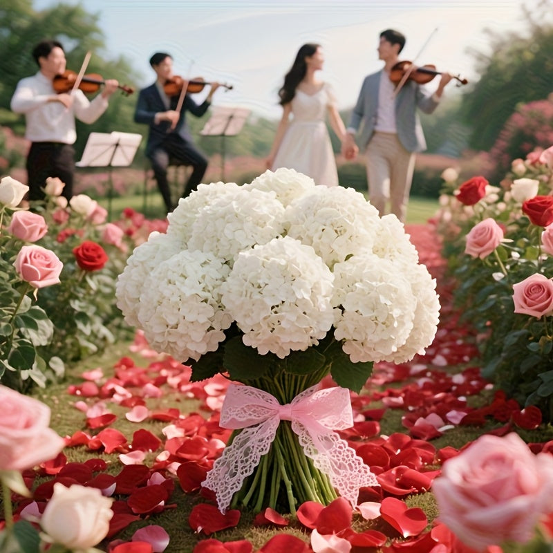 Artificial White Hydrangea Set of 6 UV-Resistant Fake Flowers with Realistic Leaves for Wedding Garden Porch Indoor Outdoor Home Decoration Durable Simulation Floral Decor