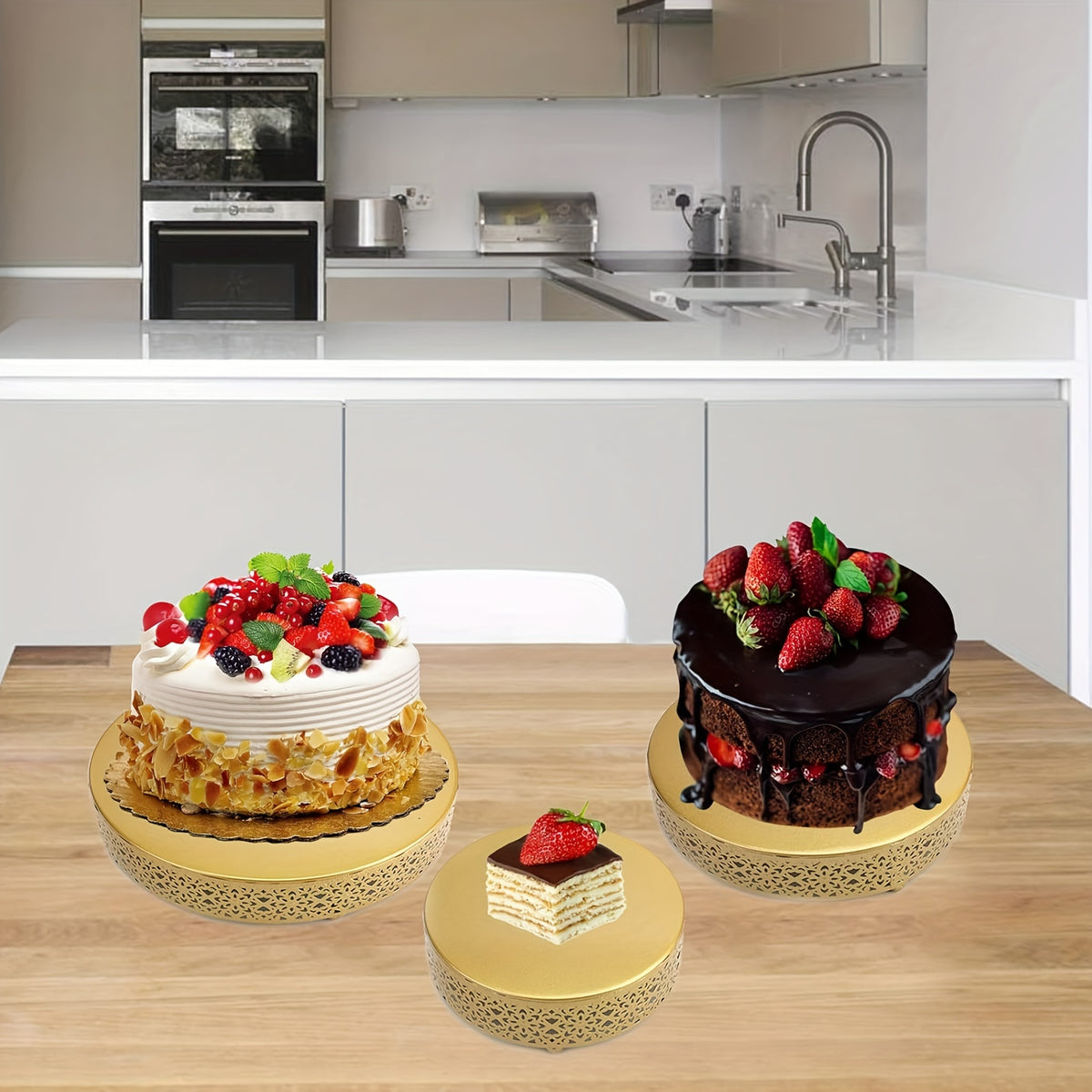 3-Piece Metal Cake Stand Set Round Tiered Dessert Display Stand for Cupcakes Pastry Candy Wedding Birthday Holiday Party