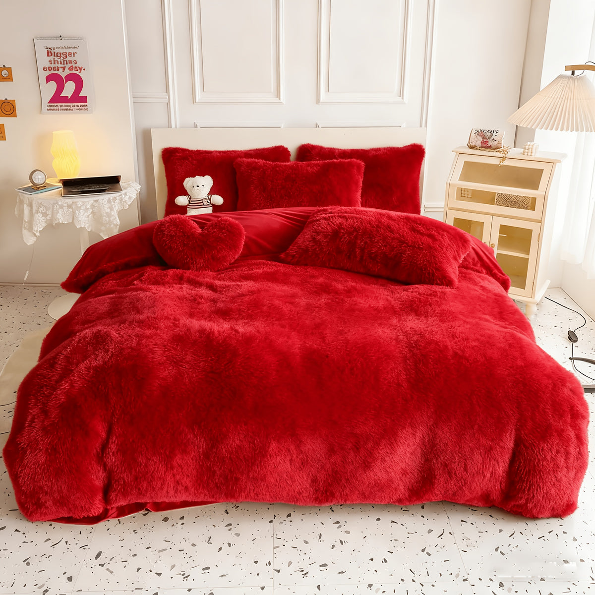 4-Piece Plush Duvet Cover Set – Pillowcases + Heart-Shaped Pillow | Full, Queen, King
