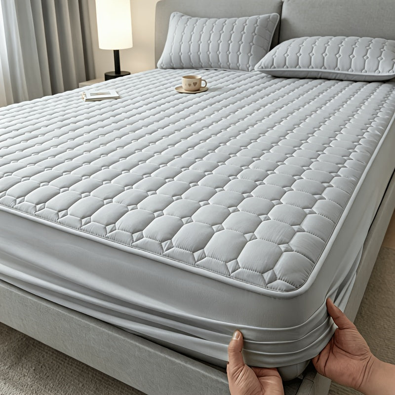 Quilted Mattress Protector Deep Pocket 15.75'' Non-Slip All Season Fitted Bed Cover – Solid Color Machine Washable Bedding Essential for Bedroom, Guest Room | Twin Full Queen King, 7 Colors