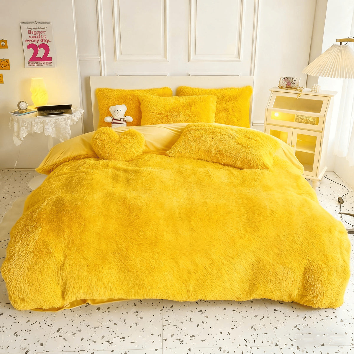 4-Piece Plush Duvet Cover Set – Pillowcases + Heart-Shaped Pillow | Full, Queen, King