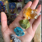 Crystal Gift Box Set 450g Raw Agate Stones & Gemstone Carvings Collection, Mixed Natural Crystals for Home Office Decoration, Healing Crystals Display, Holiday & Birthday Gift