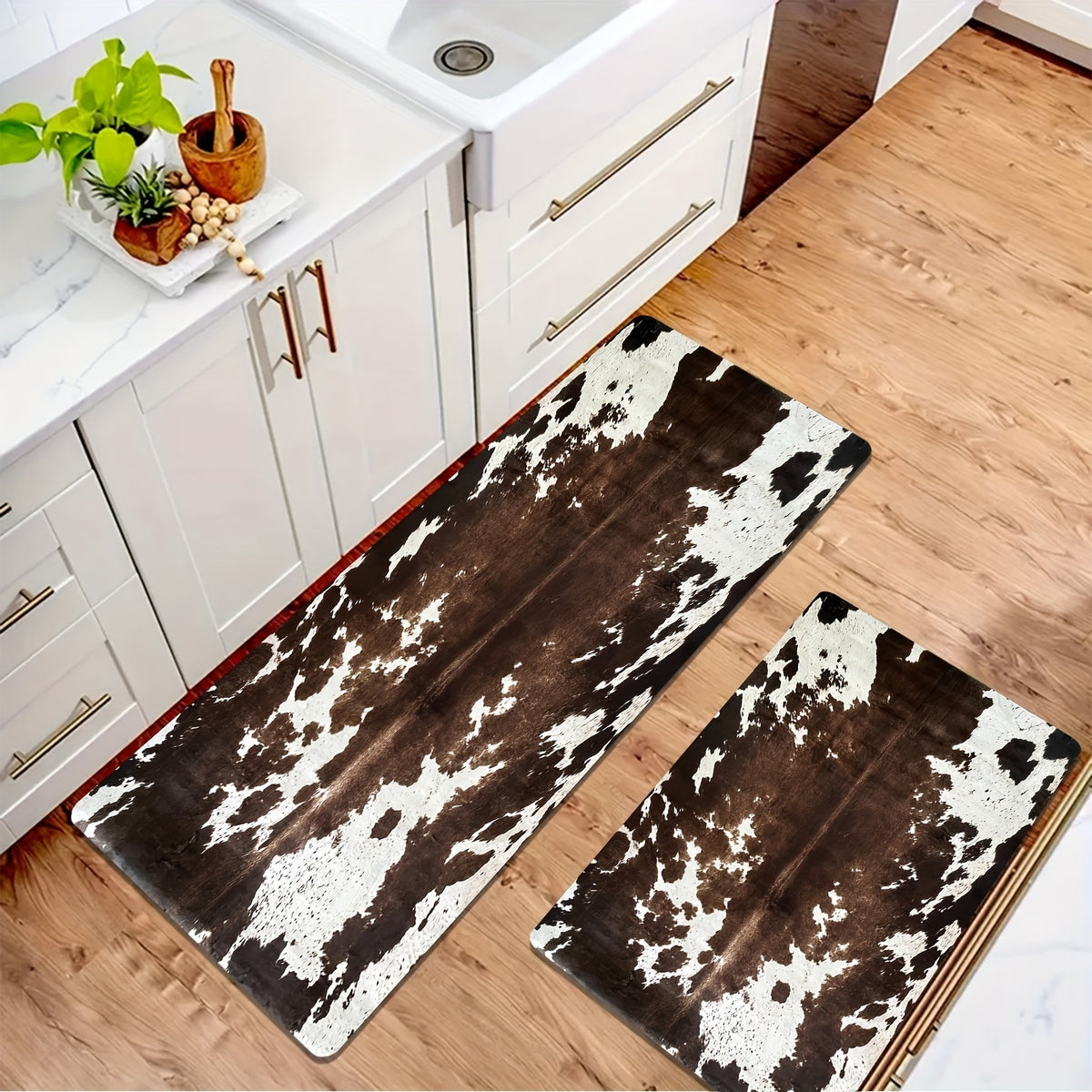 Cowhide Pattern Kitchen Mat Set 2pcs – Memory Sponge Anti-Fatigue Anti-Slip Floor Mats, Quick-Dry Animal Print Carpet for Kitchen Hallway Bathroom Laundry Room