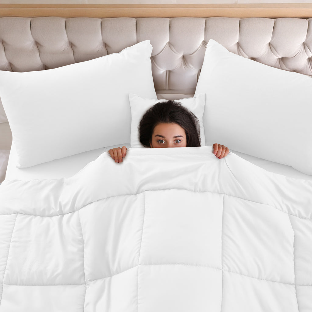 5-Piece Comforter Set – Reversible Quilted Down Alternative Bedding Set with Pillow Shams, Bed Skirt & Cushion | All Season | Twin, Queen, King