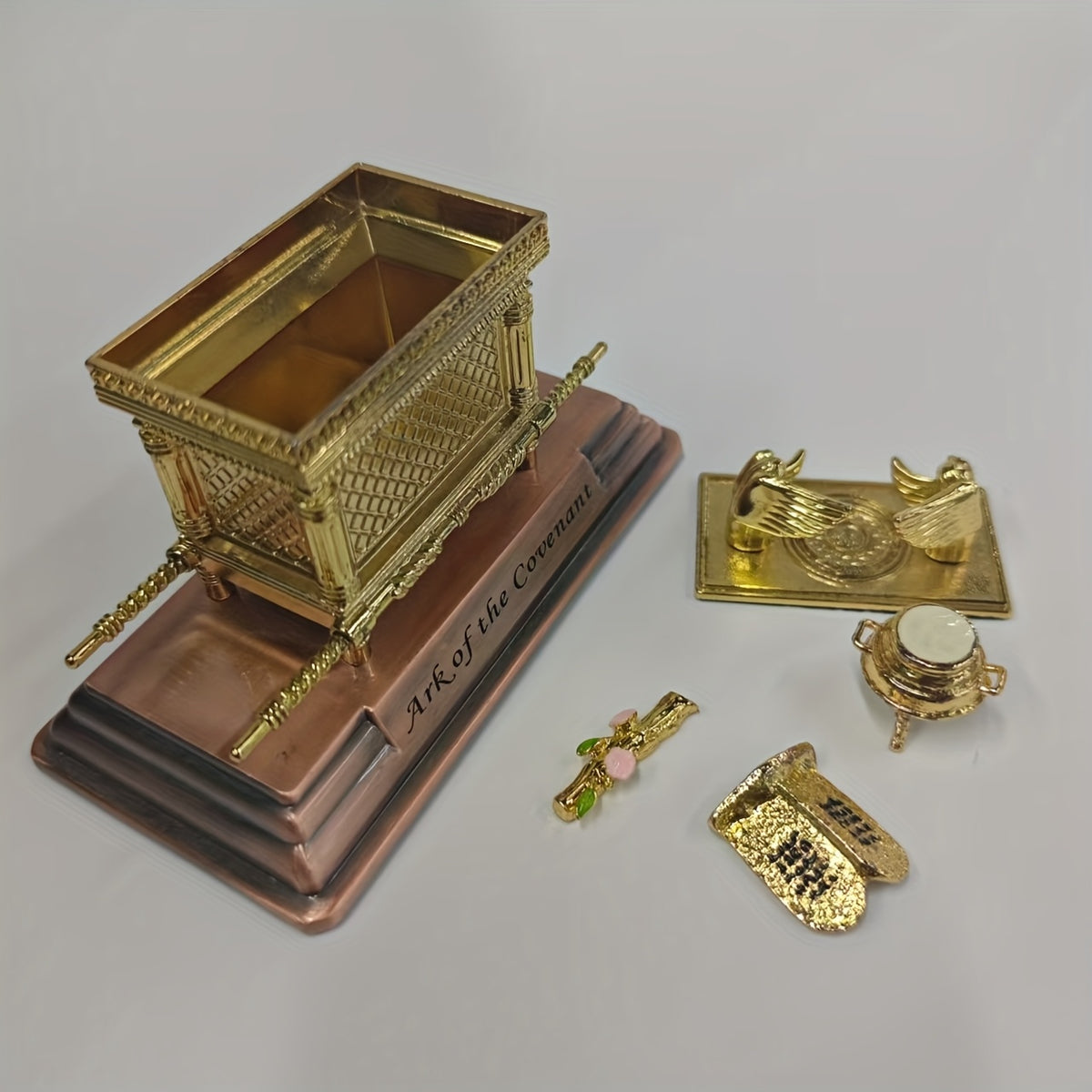 Metal Ark of the Covenant Statue Decoration Set with Aaron's Staff, Manna Bowl & Ten Commandments Plate – Biblical Figurine Gift for Hanukkah, Christmas, Birthday & Anniversary