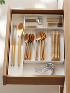 Expandable Kitchen Utensil Drawer Organizer Tray with Adjustable Dividers – Multiple Compartments for Forks, Spoons, Knives & Chopsticks, Durable Plastic, Extra Large 4-Direction Extension for Home Kitchen