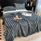 Quilted Anti-Static Thick Throw Blanket – Warm Cozy Twill Weave Bed Blanket in 7 Colors & 4 Sizes for Bedroom, Dorm & Office Nap