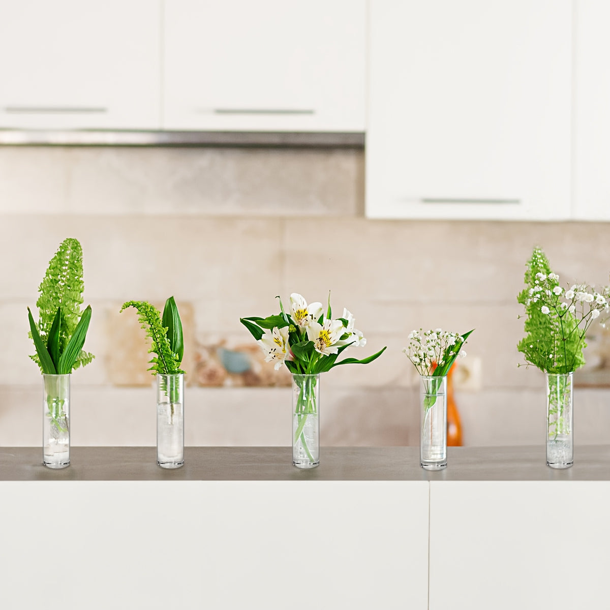 Glass Cylindrical Vase Bulk Set 15 30 50pcs – Handmade Clear Slender Vases for Wedding Centerpieces, Single Rose Display, Desk Aesthetics, Home & Party Table Decoration