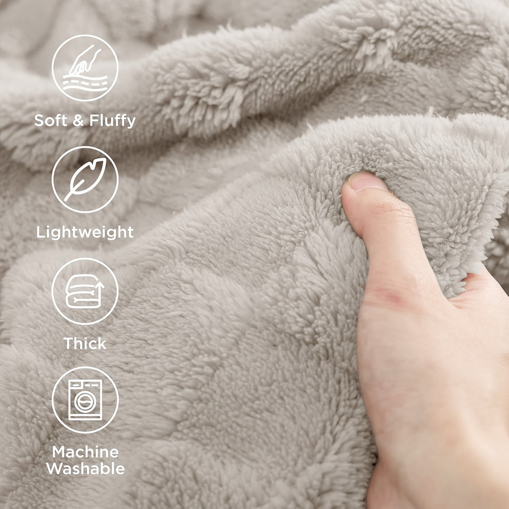 Checkered Fleece Throw Blanket Ultra Soft Cozy Shaggy Jacquard for Couch Bed Bedroom All Season Machine Washable Twin Full Queen