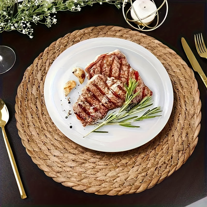 6pcs Natural Rattan Round Placemats 11.8in Heat Resistant Non-Slip Bohemian Wicker Table Mats for Dining Wedding Christmas Thanksgiving