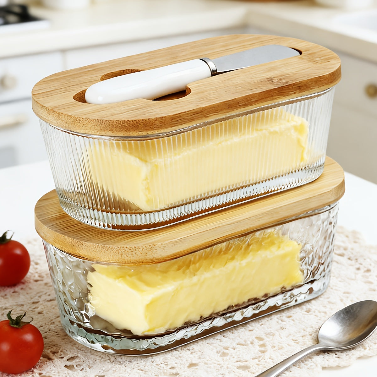 Airtight Glass Butter Dish with Lid Stripe and Crystal Pattern Butter Keeper for Countertop and Refrigerator Hygienic Covered Butter Tray for Kitchen Storage