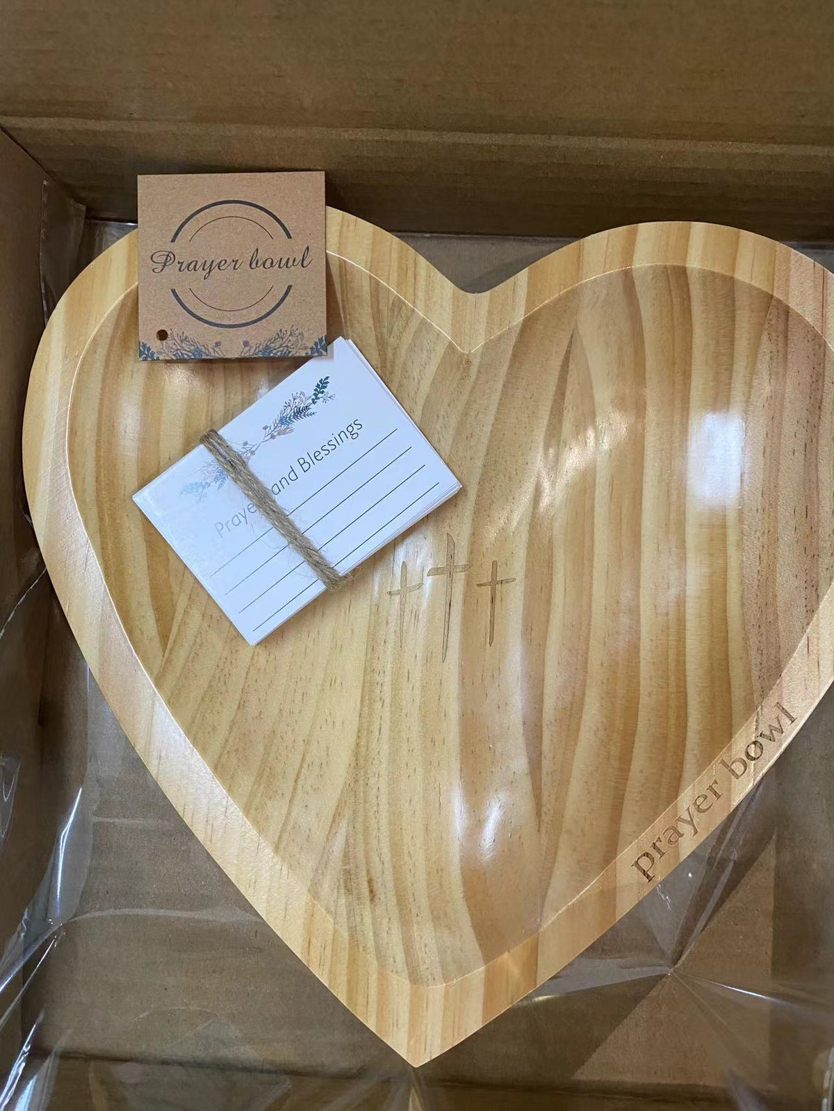 Wooden Heart Prayer Bowl & 30 Prayer Card Set Handcrafted Retro Decorative Bowl with Carved Cross – Christian Home Decor Easter Religious Gift for Prayer Room, Kitchen & Living Space
