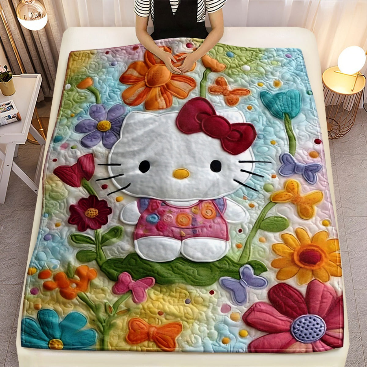 Soft Flannel Blanket – Iconic Face & Bow with Floral Daisy Rose Print | Lightweight All-Season Bedspread for Adults | 3 Sizes | Pink & Turquoise