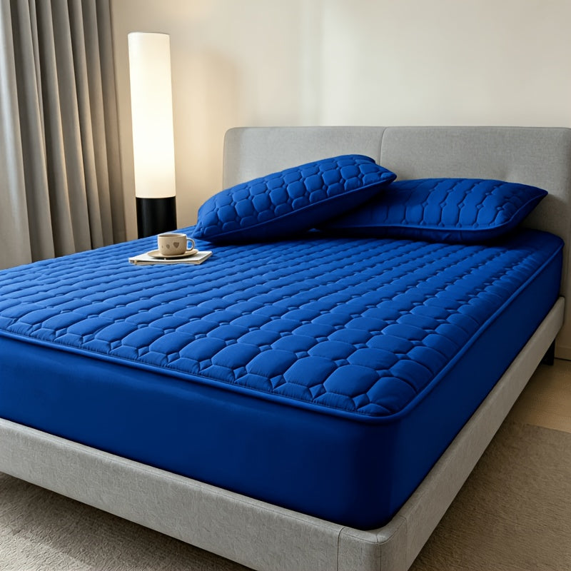 Quilted Mattress Protector Deep Pocket 15.75'' Non-Slip All Season Fitted Bed Cover – Solid Color Machine Washable Bedding Essential for Bedroom, Guest Room | Twin Full Queen King, 7 Colors